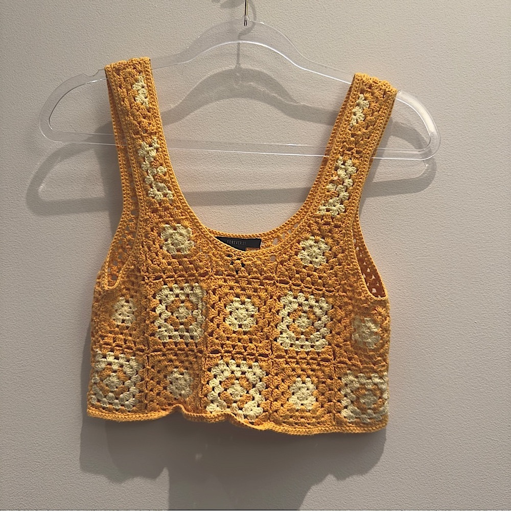 Forever 21 Yellow Mustard Crochet Crop Top Size L